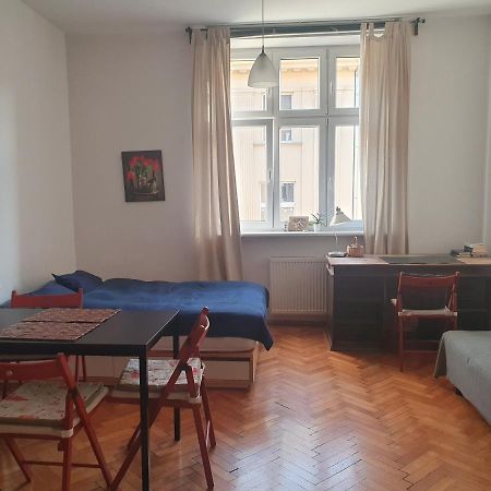 Apartament On Kazimierz Krakow Luaran gambar