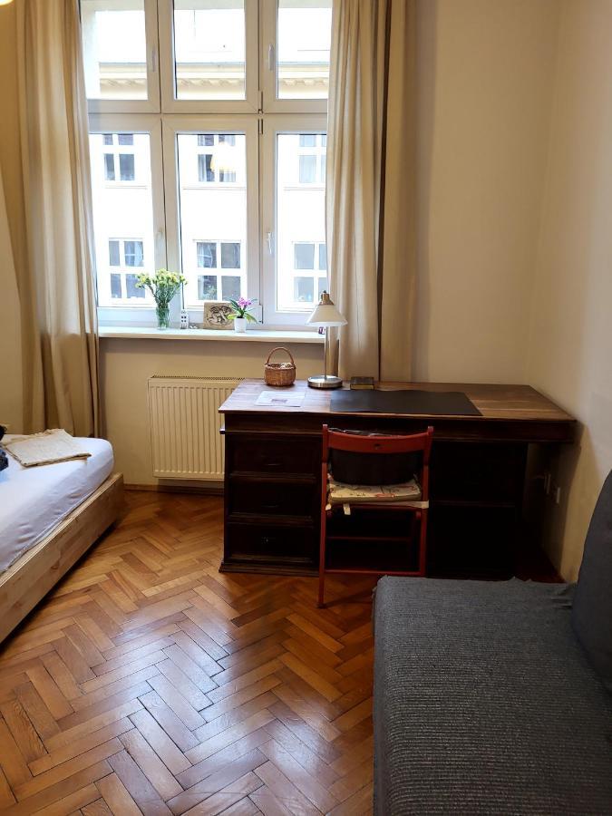 Apartament On Kazimierz Krakow Luaran gambar
